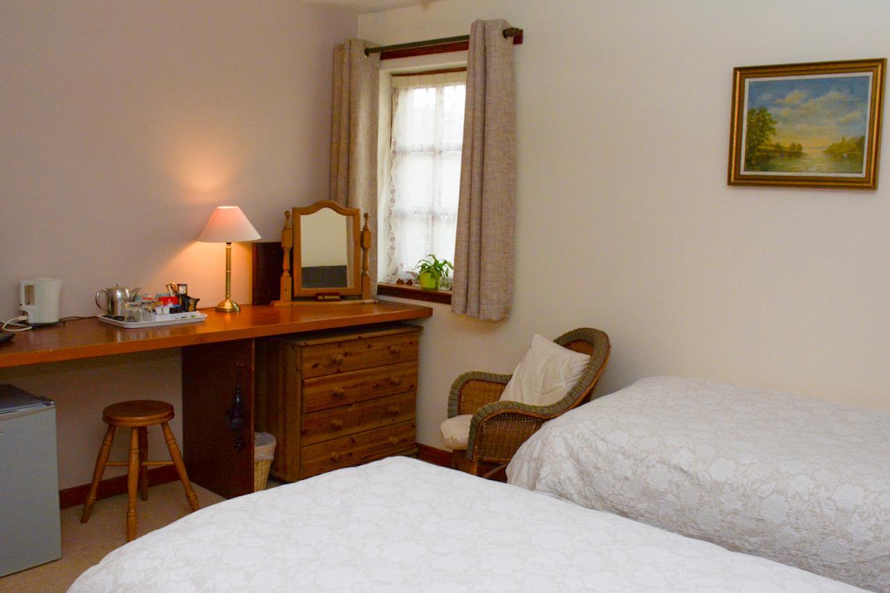 Clarke Cottage Guest House Dunfermline Esterno foto